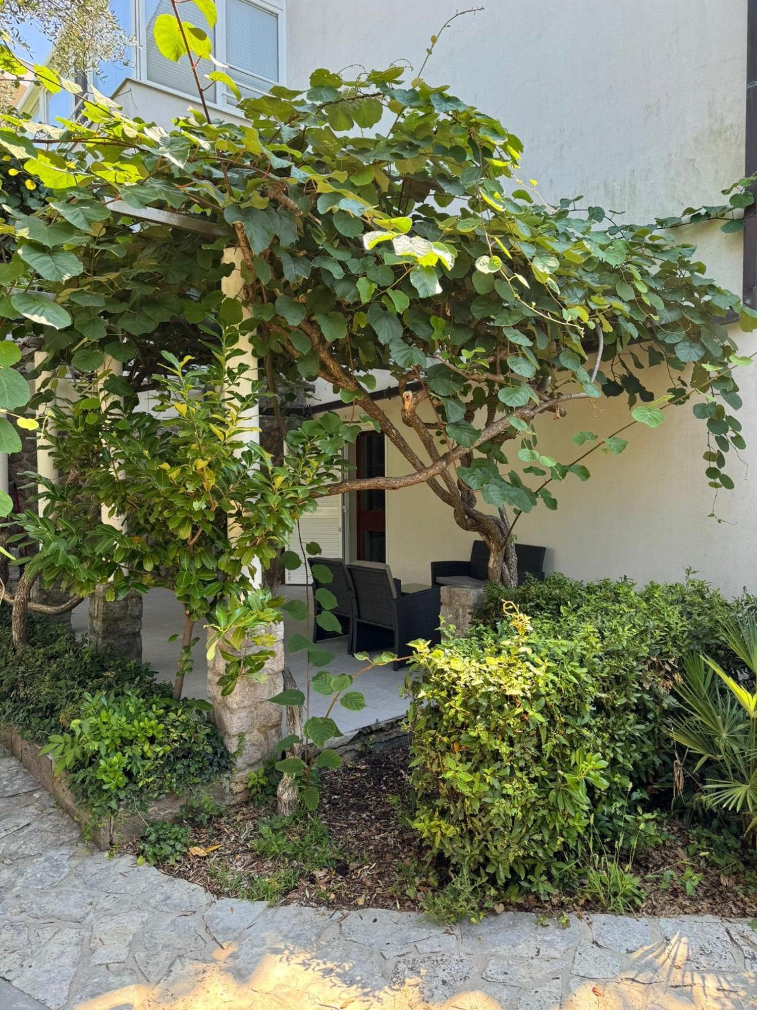 Apartman Kucer Krk Town Bagian luar foto