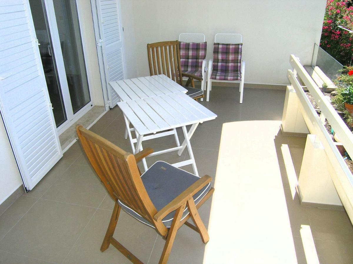 Apartman Kucer Krk Town Bagian luar foto