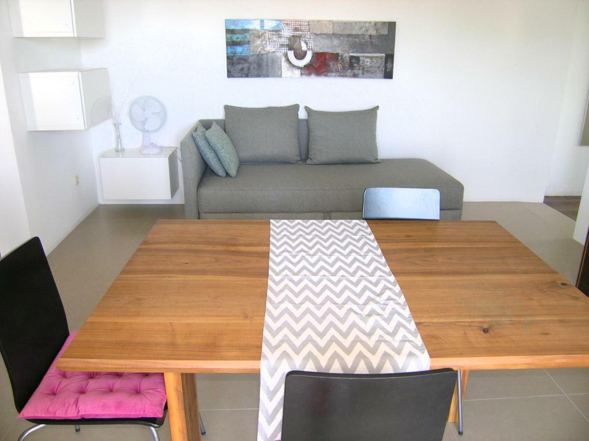 Apartman Kucer Krk Town Bagian luar foto