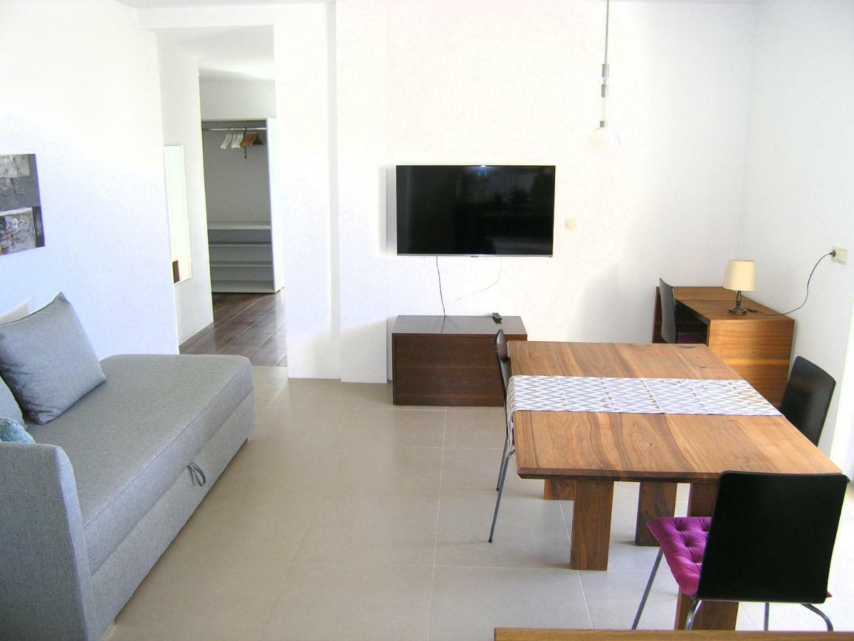 Apartman Kucer Krk Town Bagian luar foto